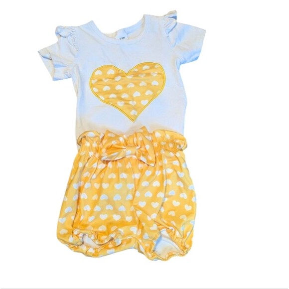 Baby Girl Yellow Heart Two Piece Set Size 6-9 Months - Picture 1 of 5